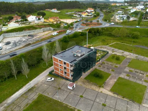 ApartamentoT3  R/C Fração A (Em Construção)