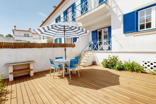 Moradia na praia de São Sebastião na Ericeira vista mar