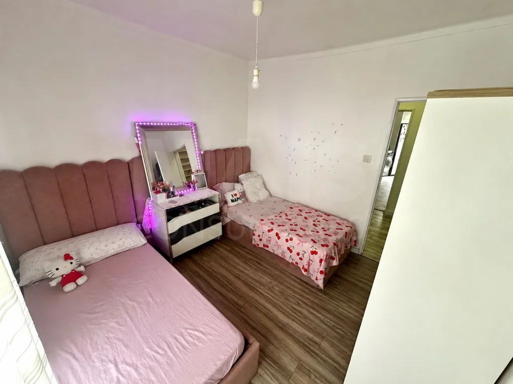 4-Bedroom Apartment in Vala do Carregado - Castanheira do Ribatejo