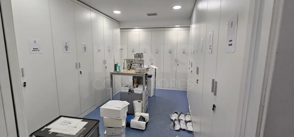 Armazém ou Escritório Serviços em Alfragide com 100m2