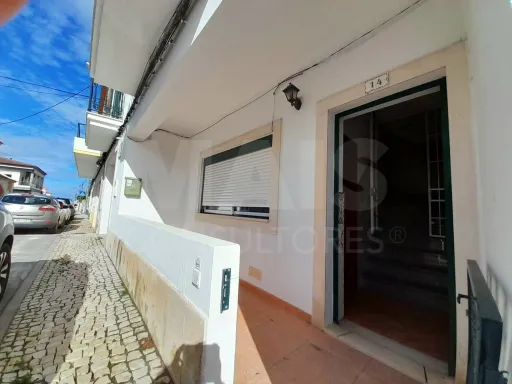 Moradia T3 Duplex com Terreno em Santiago do Cacém