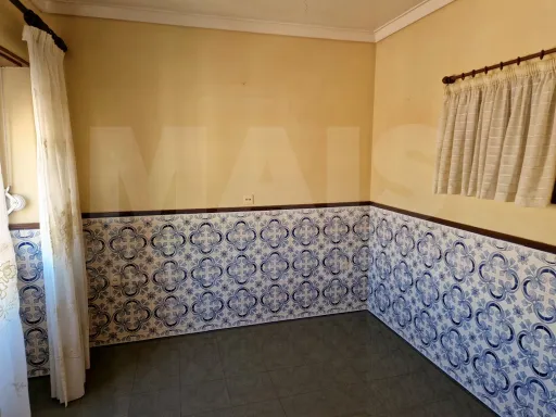 Apartamento de 3 assoalhadas junto ao Metro da Pontinha