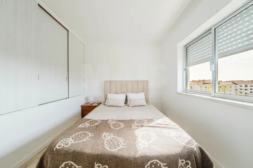 3 bedroom duplex with sea view in Peniche