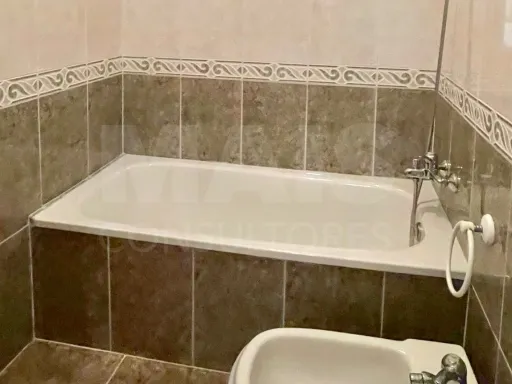 Moradia Geminada T2+2 com Terraço, Garagem Box e Churrasqueira perto de praia