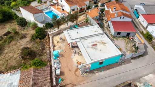 Moradia T3 térrea NOVA em Salir de Matos