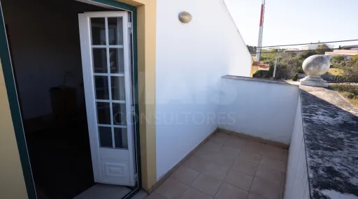 Apartamento T2 Duplex no alto das Gaeiras – Óbidos