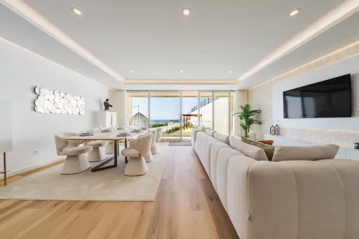 Villas Mar – Moradia V3  com piscina e vista mar  a 150 metros da Praia -