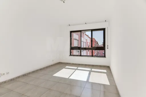 T2 with storage room and excellent location in Tercena