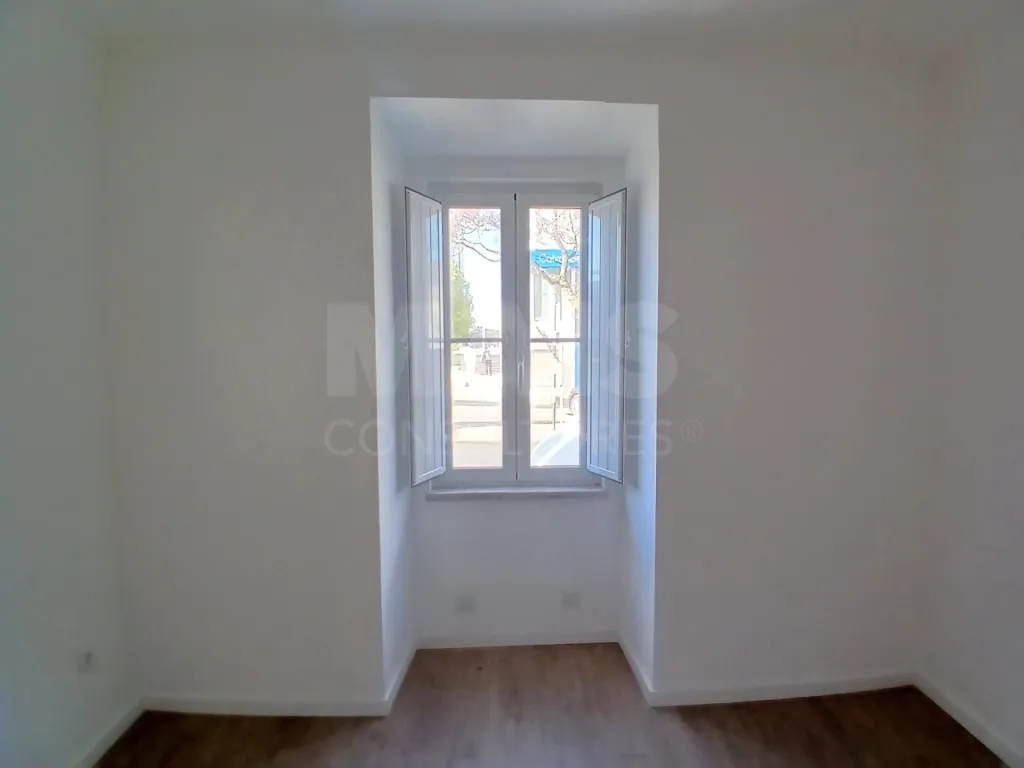 Apartamento T2 Laranjeiro