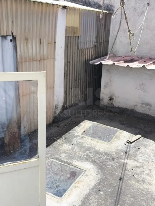 Moradia em Sacavém para remodelação total