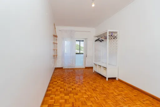 Vista Rio + Espaço Extra – O T2+1 que Vais Querer a 25 Minutos de Lisboa
