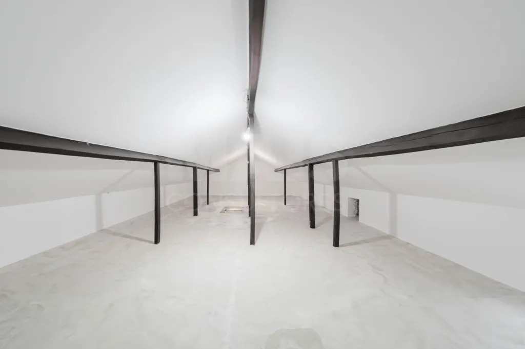 Moradia Geminada T3, Totalmente Remodelada