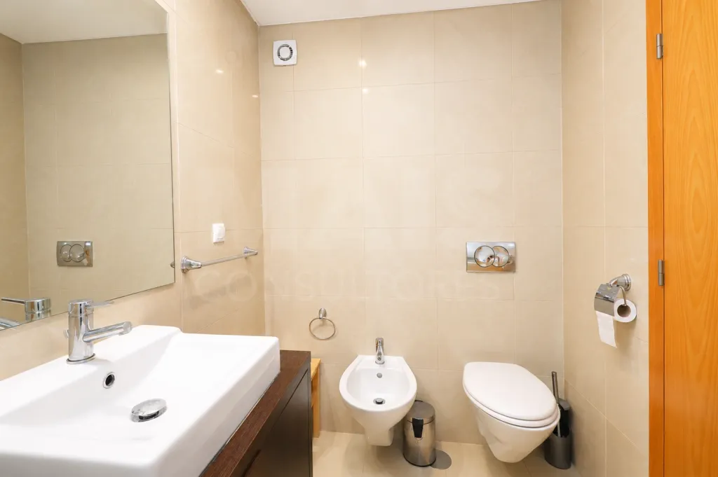 Magnifica moradia T3+2 localizada num condomínio privado, em Boliqueime.