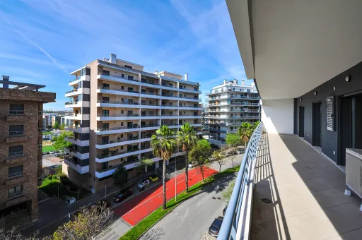 New 3-bedroom apartment with box for 2 cars | Colinas do Cruzeiro, Odivelas