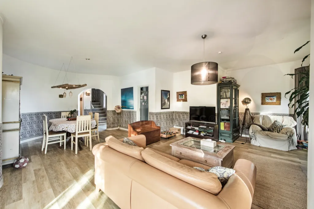 Moradia Exclusiva no Algarve – O Refúgio Perfeito para Viver ou Investir