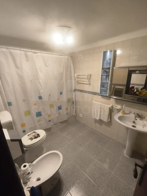 Propriedade com Piscina e Instalações Equestres – Um Refúgio Tranquilo com Potencial de Expansão