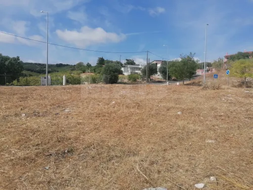Terreno para Construção em Alenquer – Urbanização das Fontaínhas