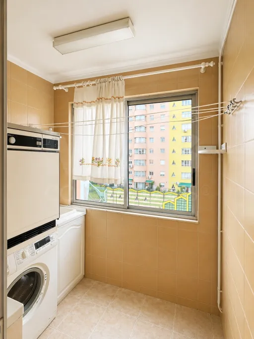 Apartamento T3 Olaias - Vista rio e garagem