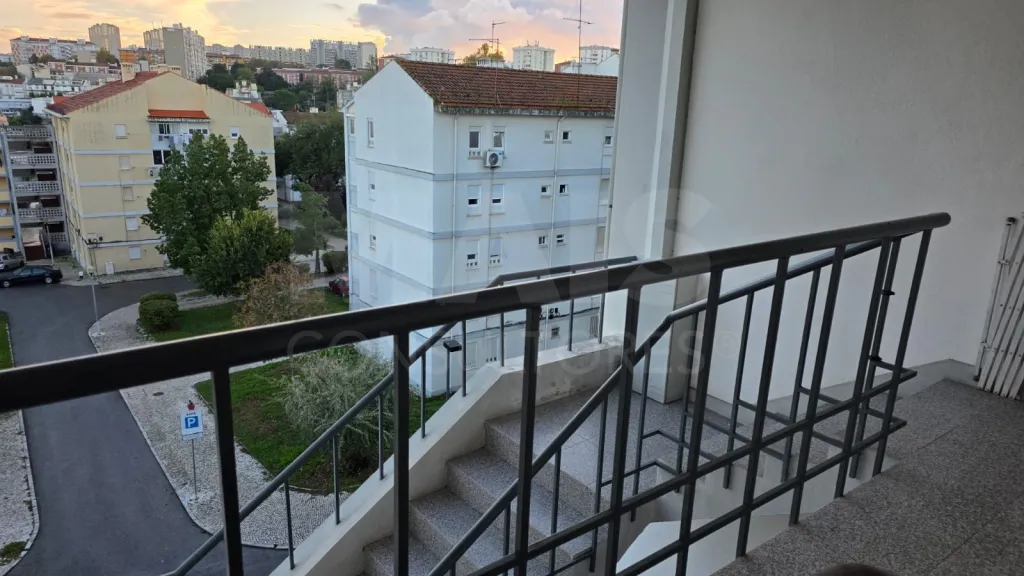 Apartamento  T2 a 3 minutos  do Aeroporto de Lisboa