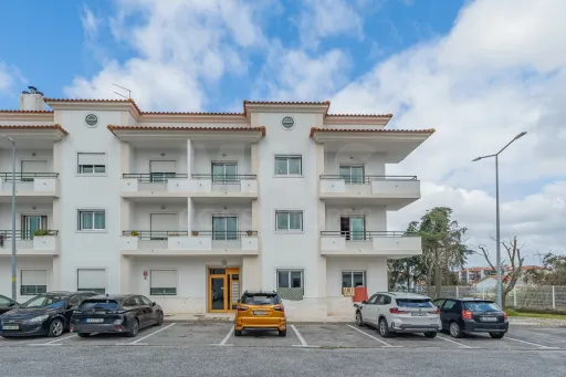 Apartamento T3 com 4 Varandas, Excelentes Áreas e Conforto Total – Praceta Tranquila, no Porto Alto em Samora Correia