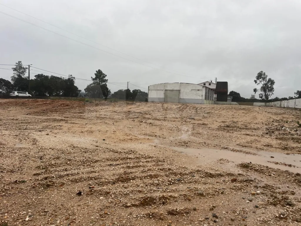 Terreno em Nossa Senhora Das Misericórdias Lombas - Vilar dos Prazeres - Zona Industrial