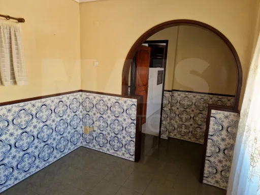 Apartamento de 3 assoalhadas junto ao Metro da Pontinha