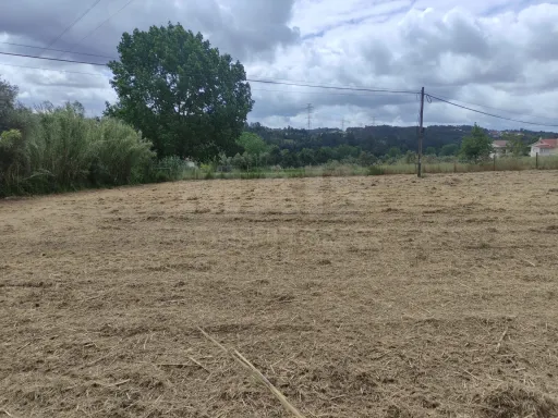 Lote de Terreno em Leiria