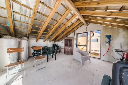 Propriedade com 7240m2 | Duas habitações | Piscina | Garagem | Anexos | Carvalhal, Bombarral