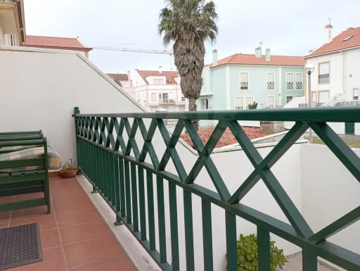 Moradia T2 + 1 Mobilada com Garagem e Quintal - Casais do Baleal