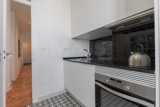 T6 com 130m2 Vista Rio à Rua da Junqueira - Belém