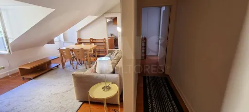 T1 + 1 - Estrela, Lisboa