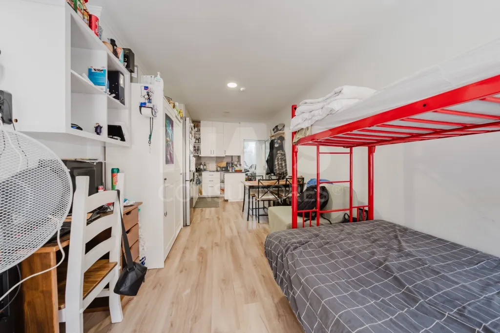 Investment property in downtown Peniche