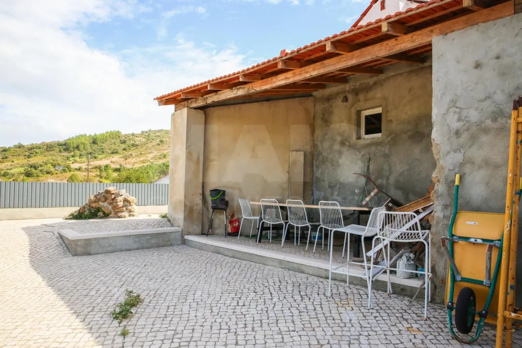 Fully Furnished 2-Bedroom House | Vale de Ossa – Meca, Alenquer