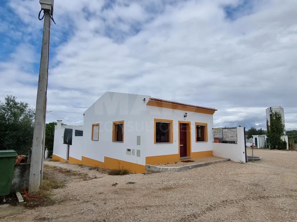 QUINTA, em  Casas Novas  - MOURISCAS -ABRANTES