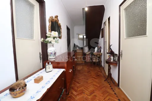 Moradia T3 Isolada com Sótão em Salvaterra de Magos