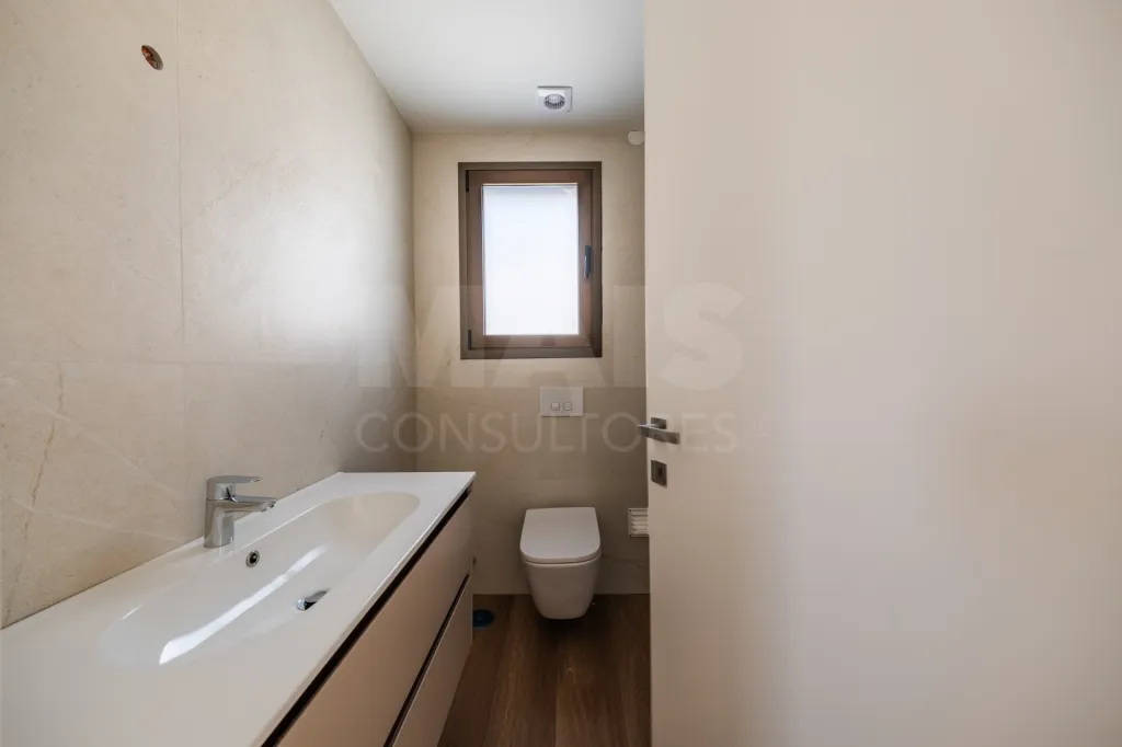 Moradia T3 (3 Suítes) com piscina - Salir do Porto