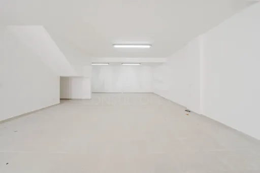 Moradia T3 Nova C/ Vista Mar, Piscina e Garagem, Areia Branca, Lourinhã