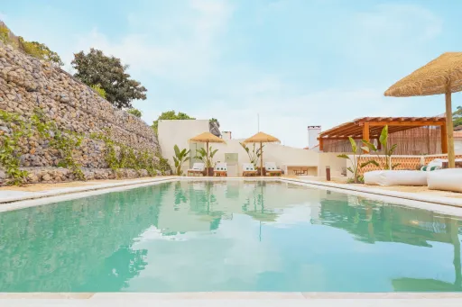 Tejo Riverside Oasis: Estúdios, T1 e T2 com Piscina em Porto Brandão