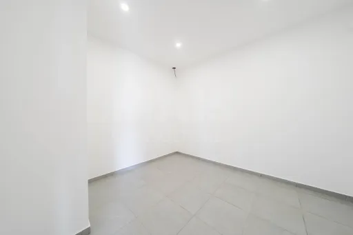 Moradia V3  moderna com piscina, vista de campo e excelente localização  Matas – Lourinhã