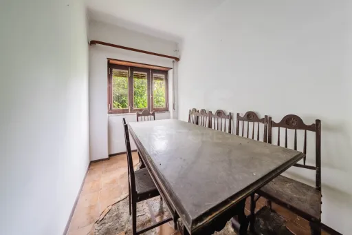Moradia com 1.040 m² de Terreno no Seixal, Lourinhã