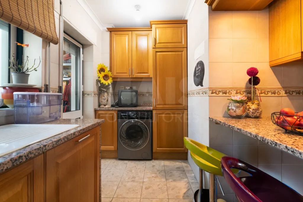 Apartamento T3 com Vista sobre o Rio Tejo