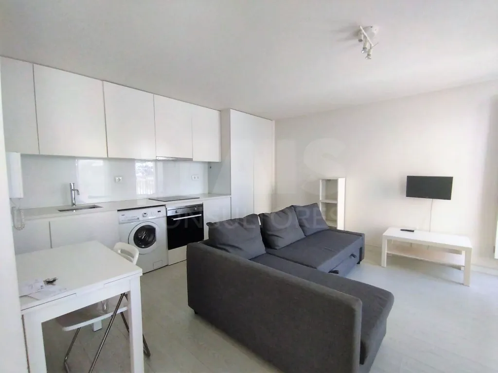 Apartamento T0 Remodelado