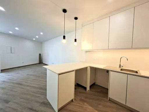 Apartamento T1 Renovado em Atouguia da Baleia