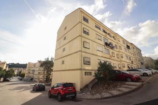 Apartamento T3 em Alhandra