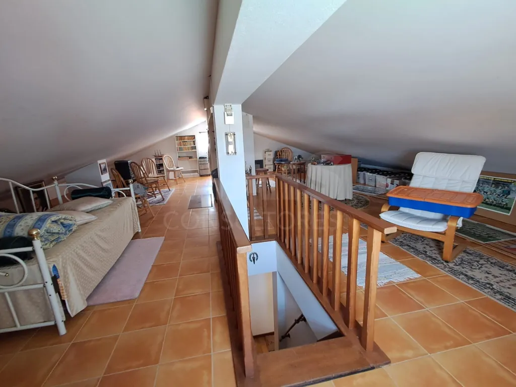 Moradia T3 Térrea com Garagem e Pátio no Nadadouro