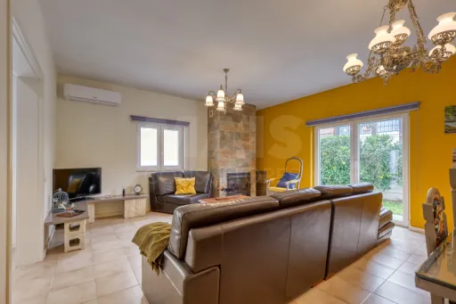Moradia T3 Remodelada, Pronta a Habitar, com Ginásio, Anexo e Jardim