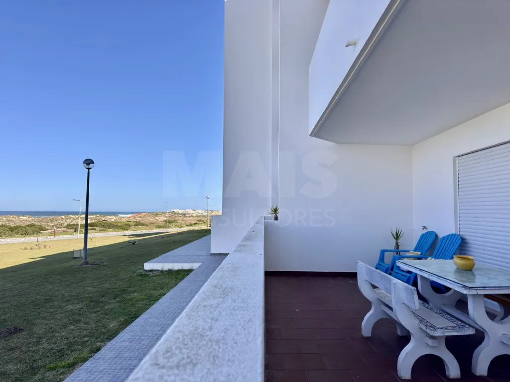 T2 na Primeira Linha do Mar do Baleal