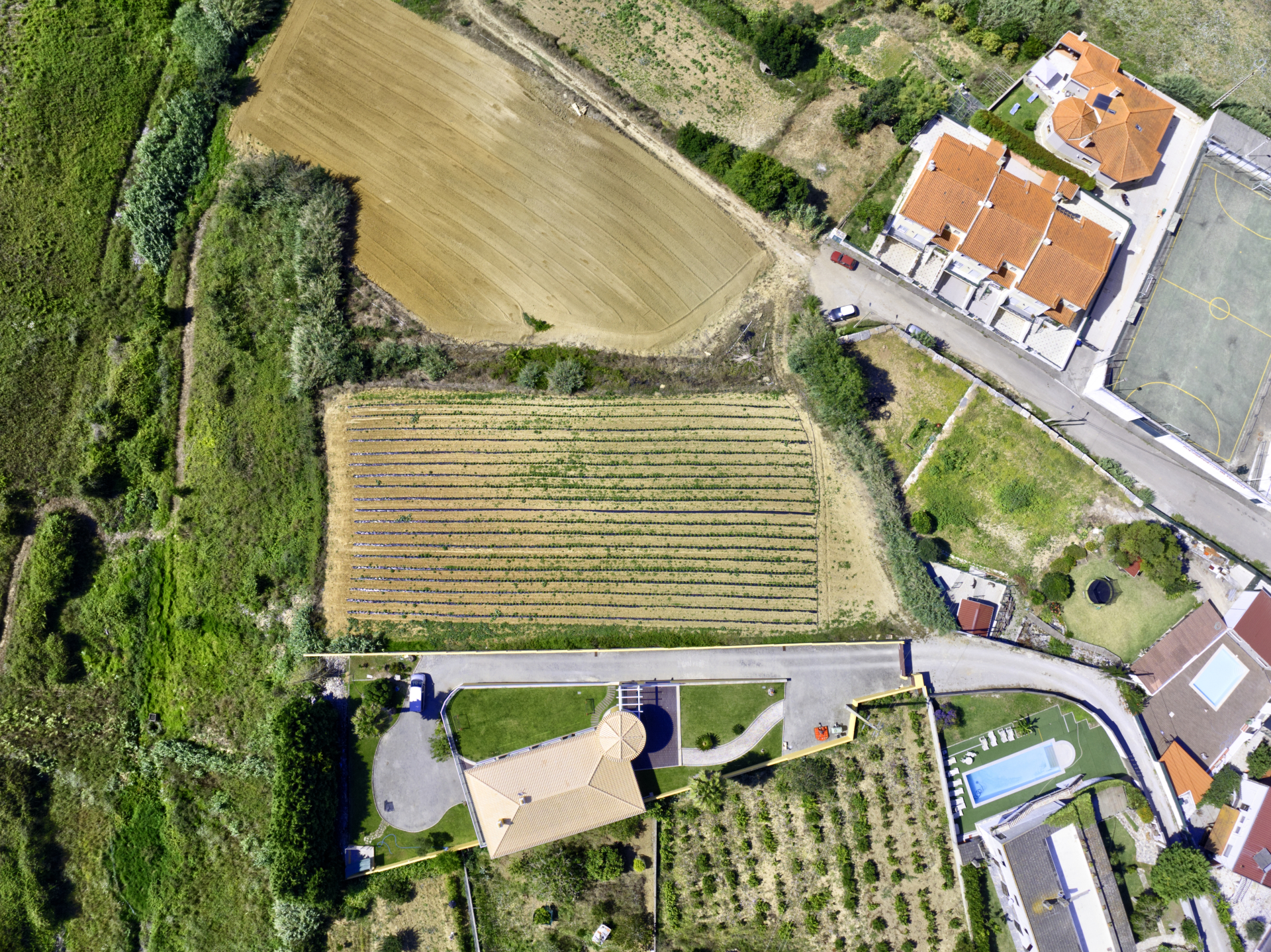 Terreno com Viabilidade de Construção