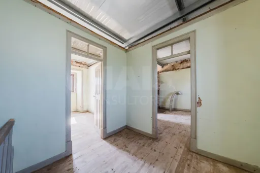 2 Moradias num terreno de 6117m2 | Carvalhal | Bombarral