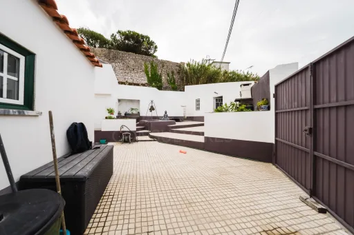 Moradia T1+1 | espaço exterior | terraço | garagem